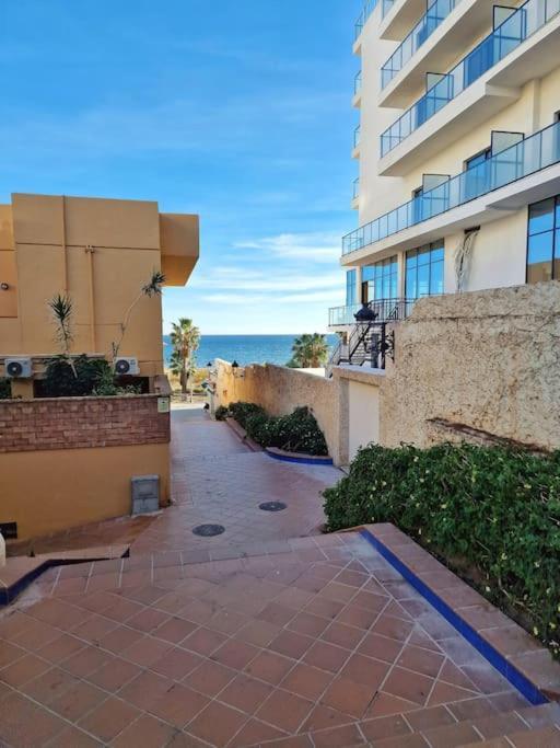 Encantador Duplex Para 6 A 1 Minuto De La Playa Benalmadena Exterior photo