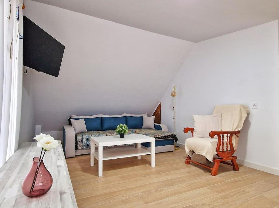 Encantador Duplex Para 6 A 1 Minuto De La Playa Benalmadena Exterior photo